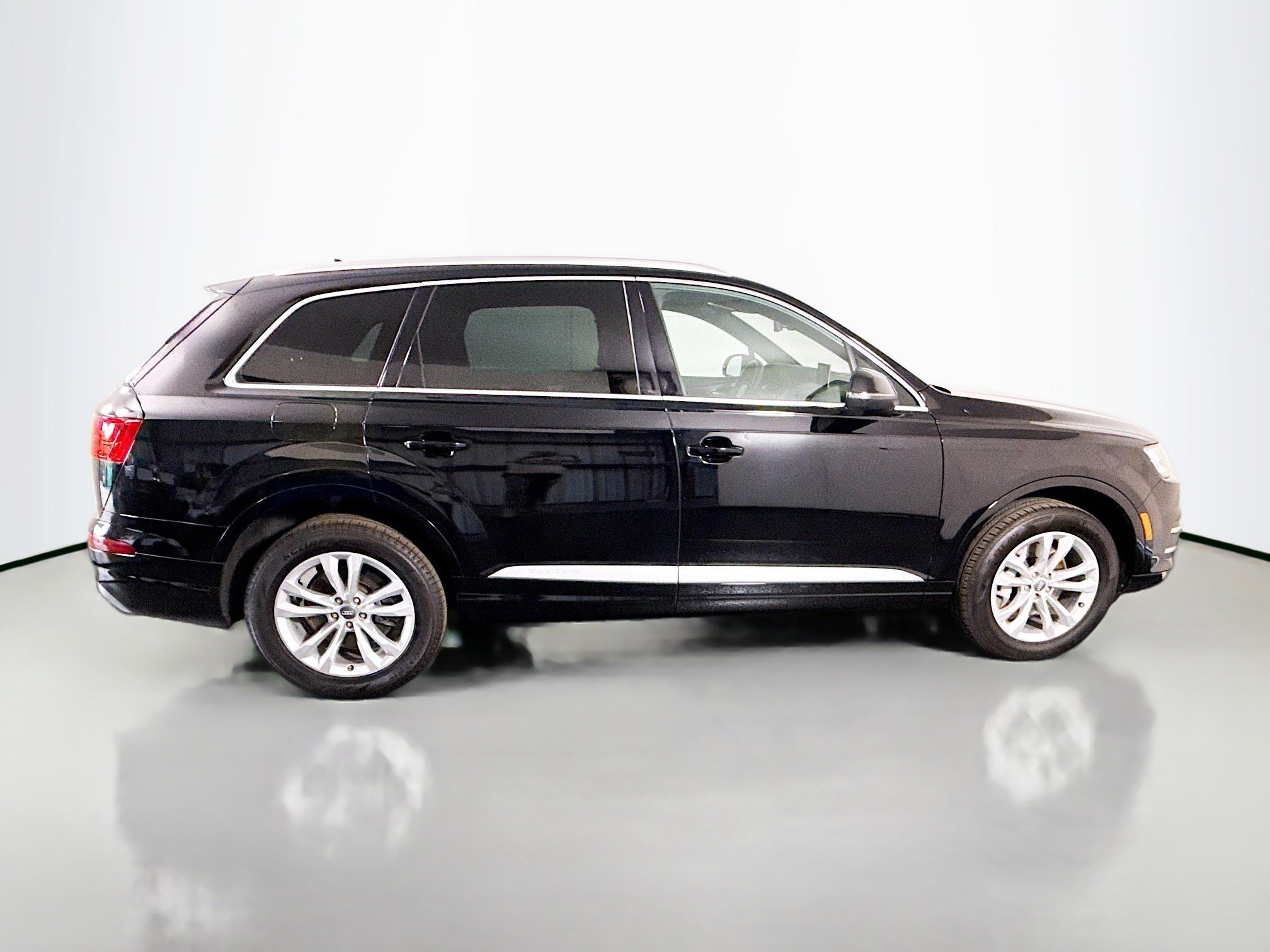 Used 2018 Audi Q7 2.0T Premium image 11