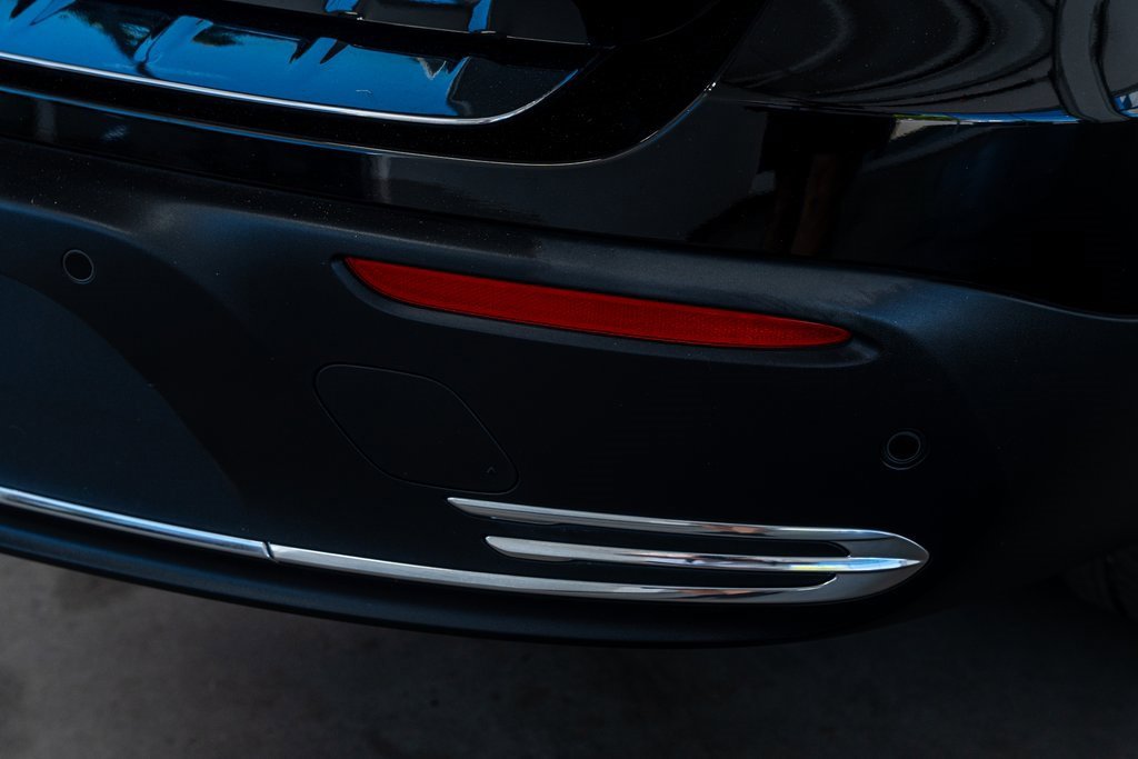 Used 2023 Mercedes-Benz EQB 350 4MATIC SUV w/ Exclusive Package image 31