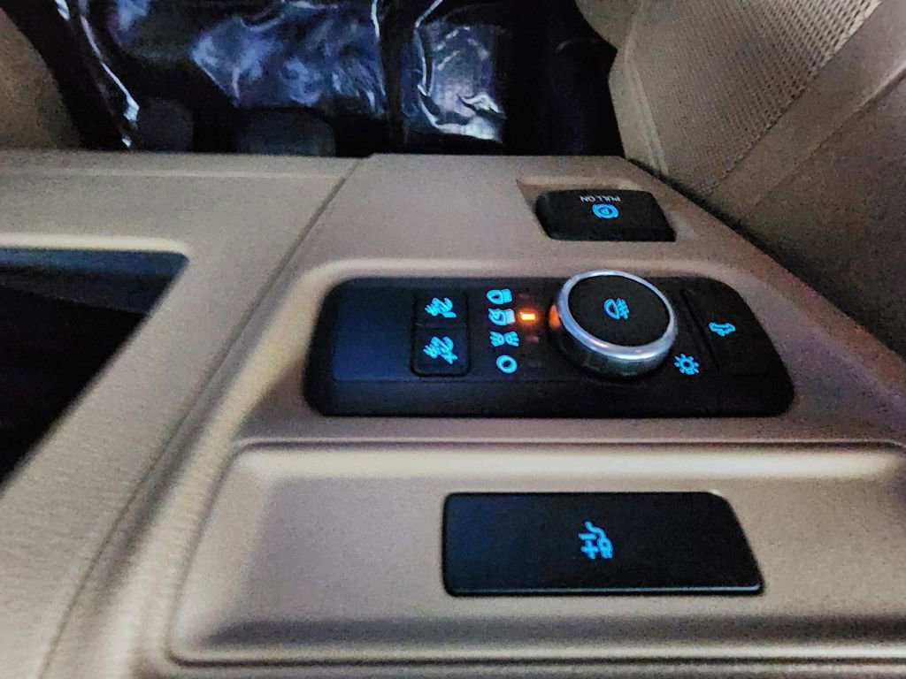 Certified 2021 Ford F150 XLT w/ Equipment Group 301A Mid image 23