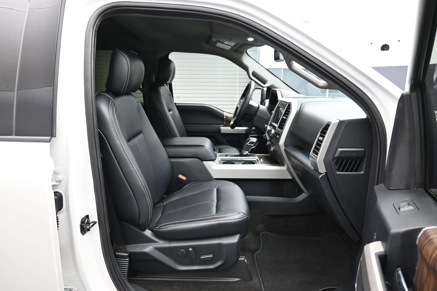 Used 2020 Ford F150 Lariat AWD/4WD image 13