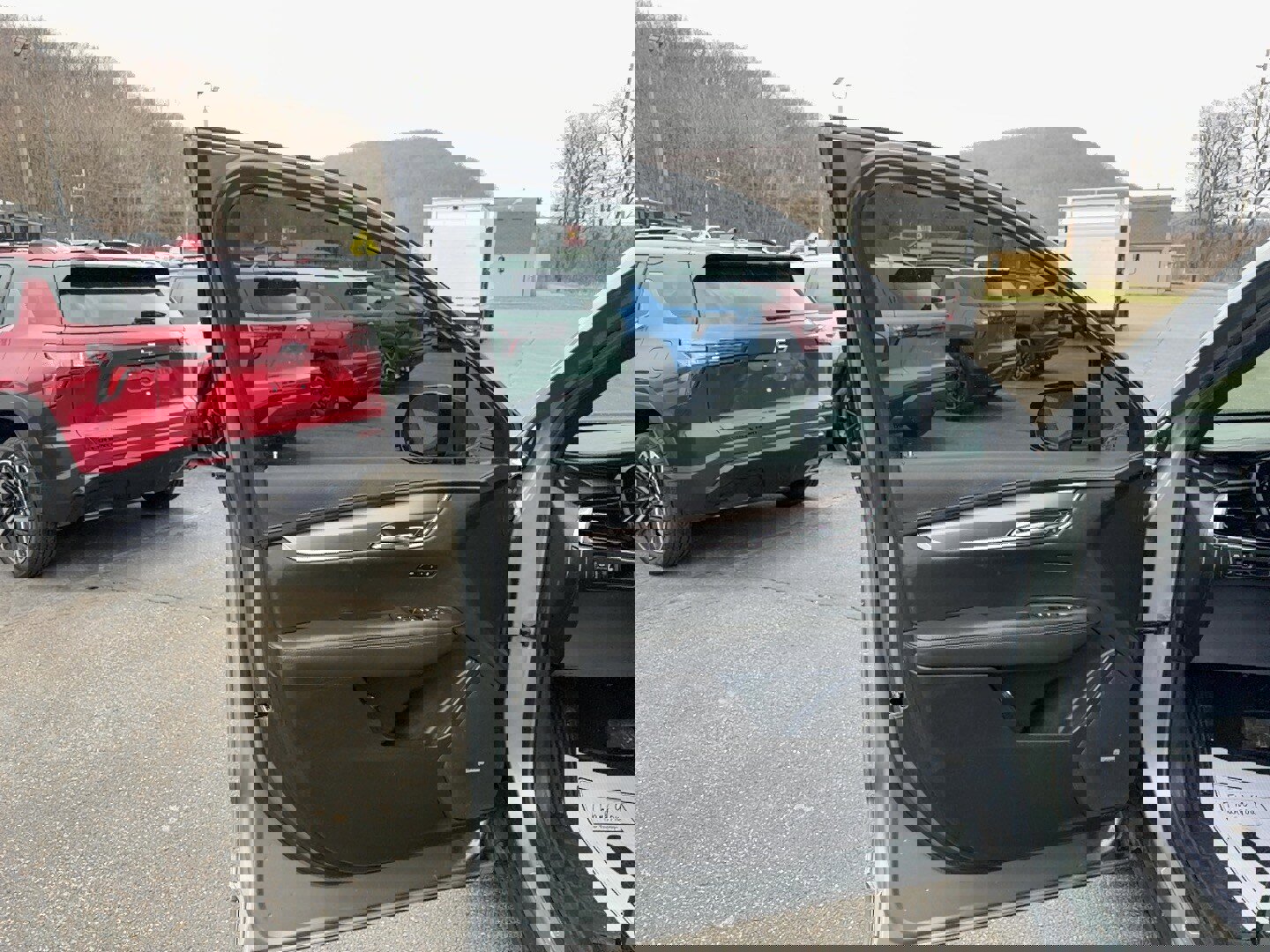 Used 2024 Cadillac XT6 Luxury w/ LPO, Floor Liner Package image 12