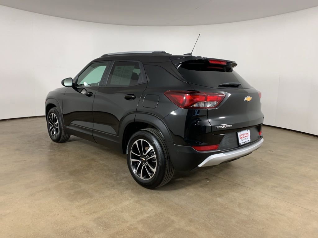 Used 2025 Chevrolet TrailBlazer LT image 14