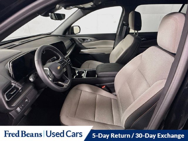 Used 2026 Chevrolet Traverse LT w/ Driver Confidence Package FWD image 27