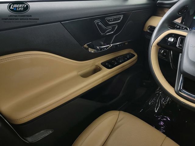 Used 2023 Lincoln Corsair Reserve w/ Equipment Group 201A image 32