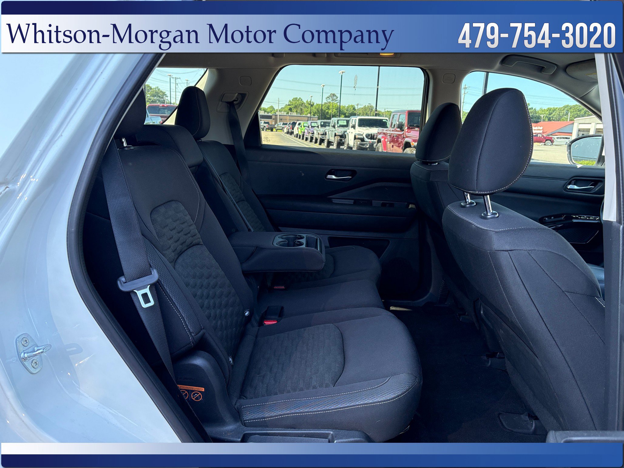 Used 2022 Nissan Pathfinder SV FWD image 36