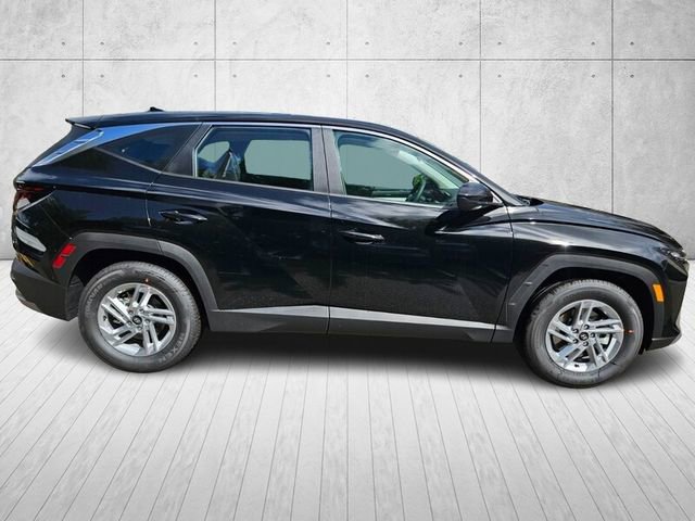 Certified 2026 Hyundai Tucson SE image 4