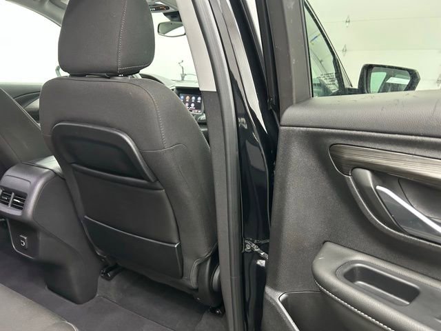 Used 2024 GMC Terrain SLE image 30