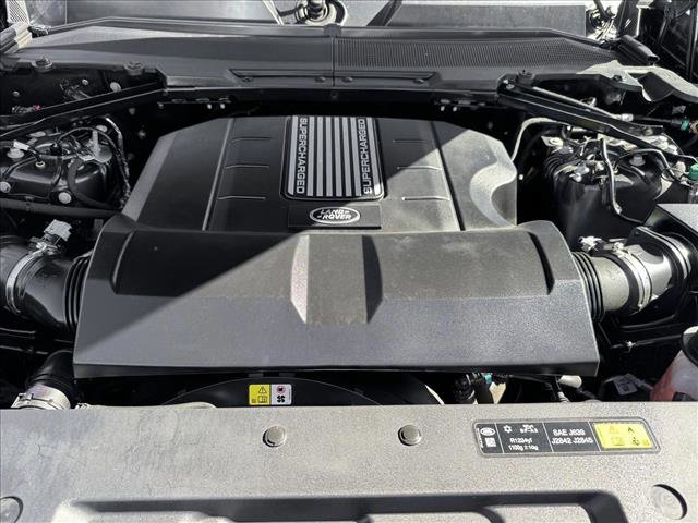 Used 2025 Land Rover Defender 110 V8 image 22