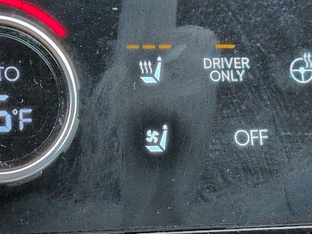 Used 2025 Hyundai Santa Fe Calligraphy AWD/4WD image 23