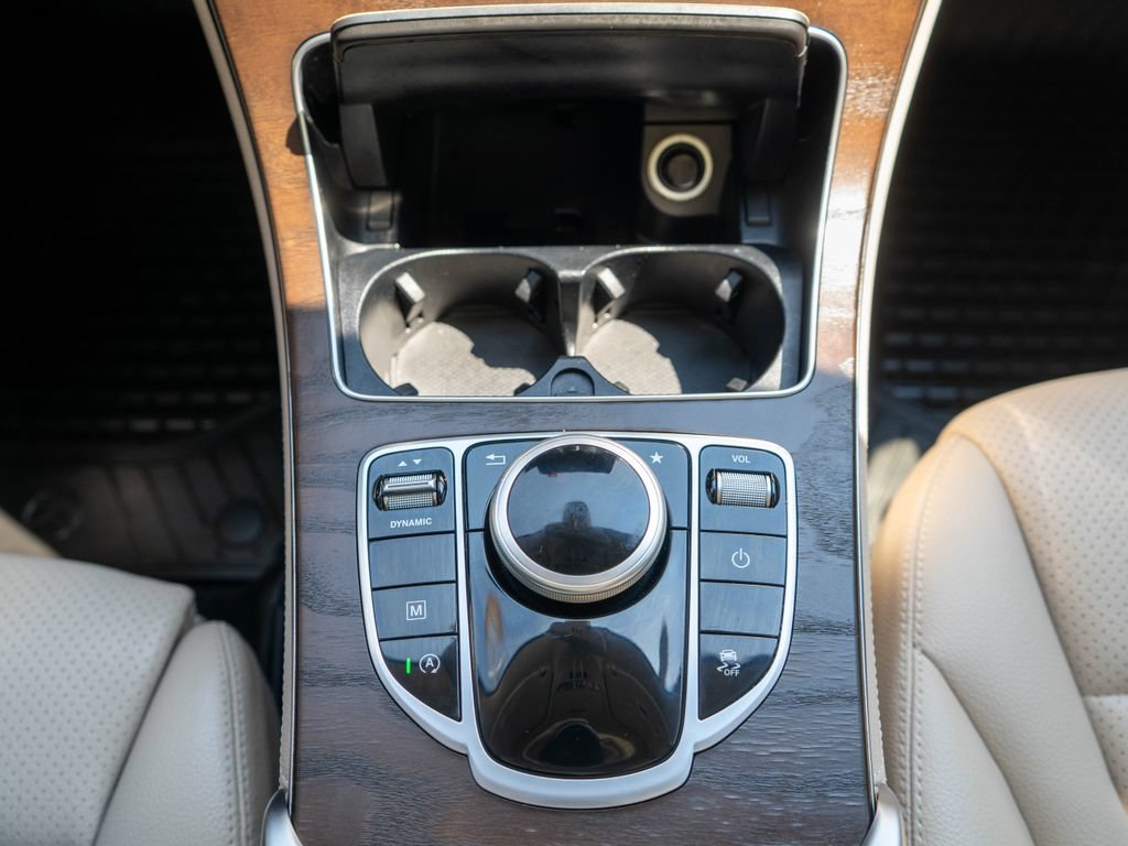 Used 2019 Mercedes-Benz GLC 300 4MATIC image 27
