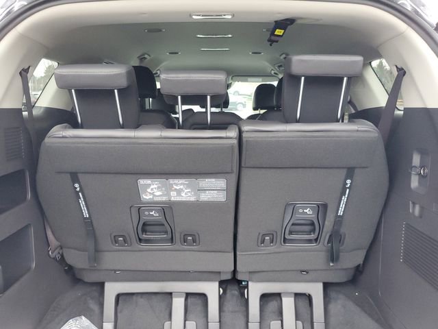 New 2026 Kia Carnival FWD image 8