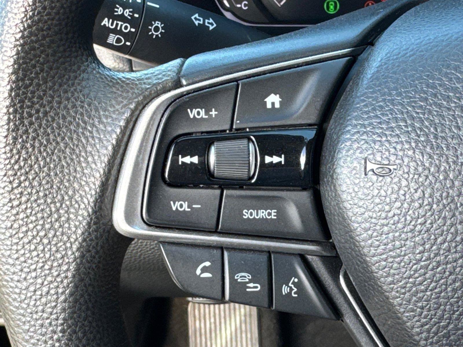 Used 2019 Honda Accord LX image 31