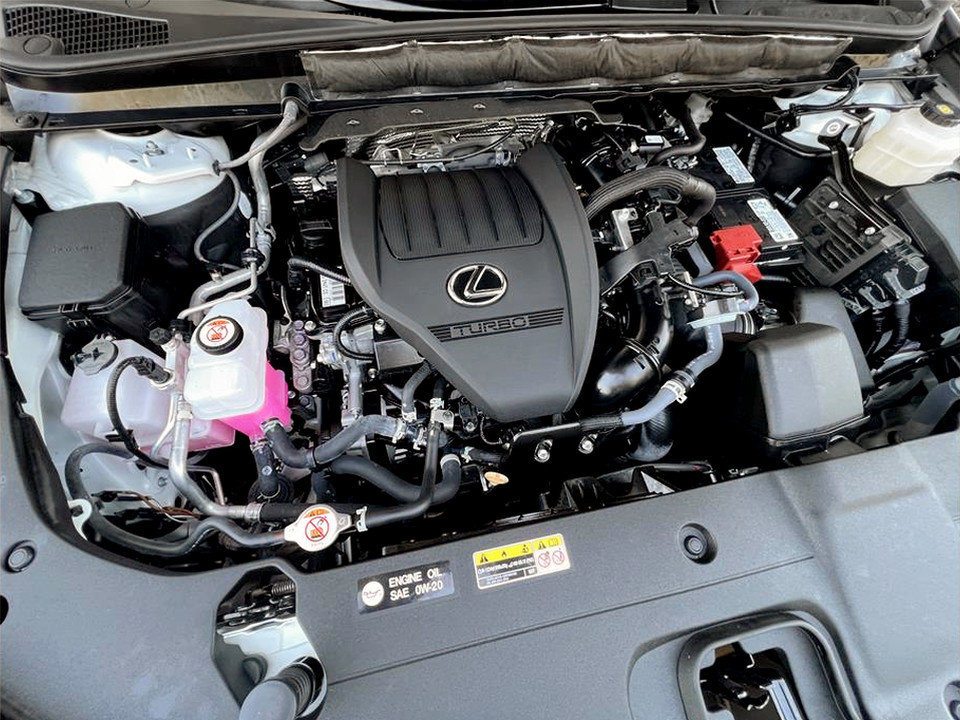Used 2024 Lexus RX 350 AWD image 21