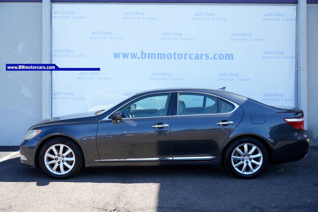 Used 2007 Lexus LS 460 image 8