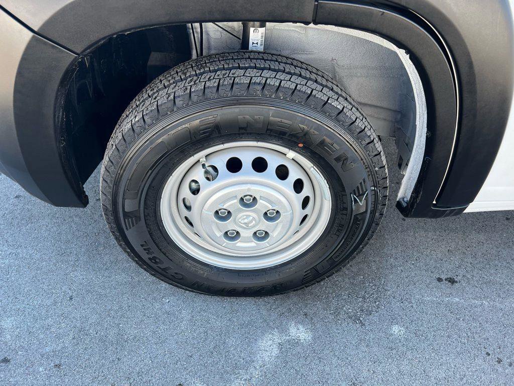 Used 2024 RAM ProMaster 2500 image 13