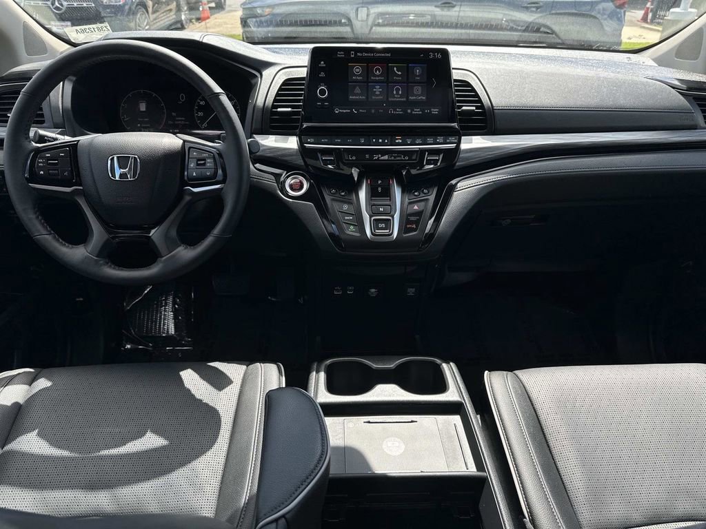 Used 2026 Honda Odyssey Elite image 10