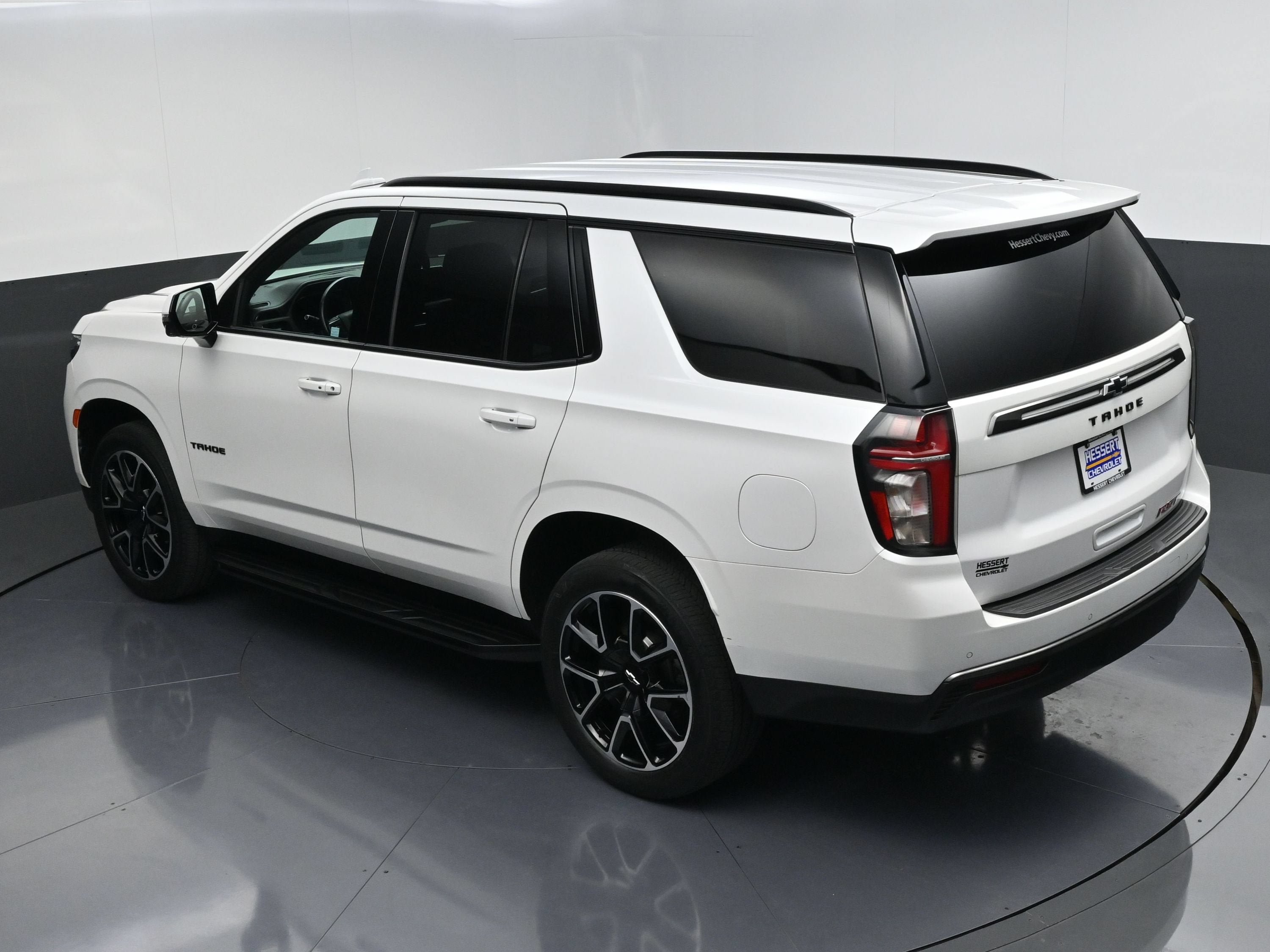 Certified 2022 Chevrolet Tahoe RST w/ Luxury Package AWD/4WD image 52