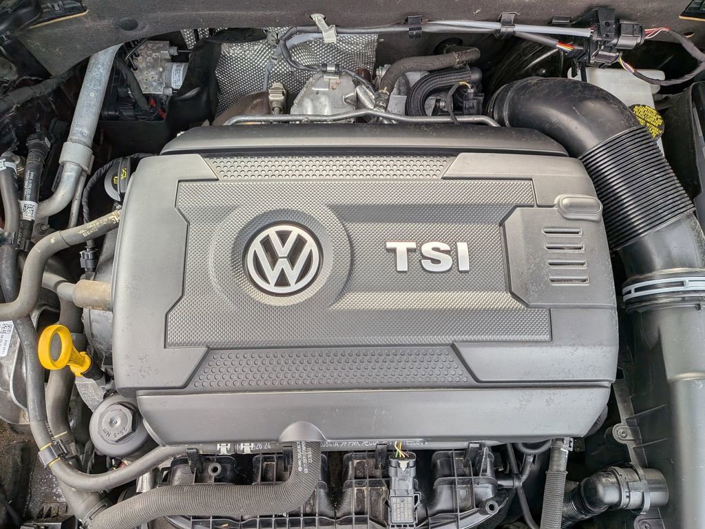 Used 2018 Volkswagen Golf S FWD image 13
