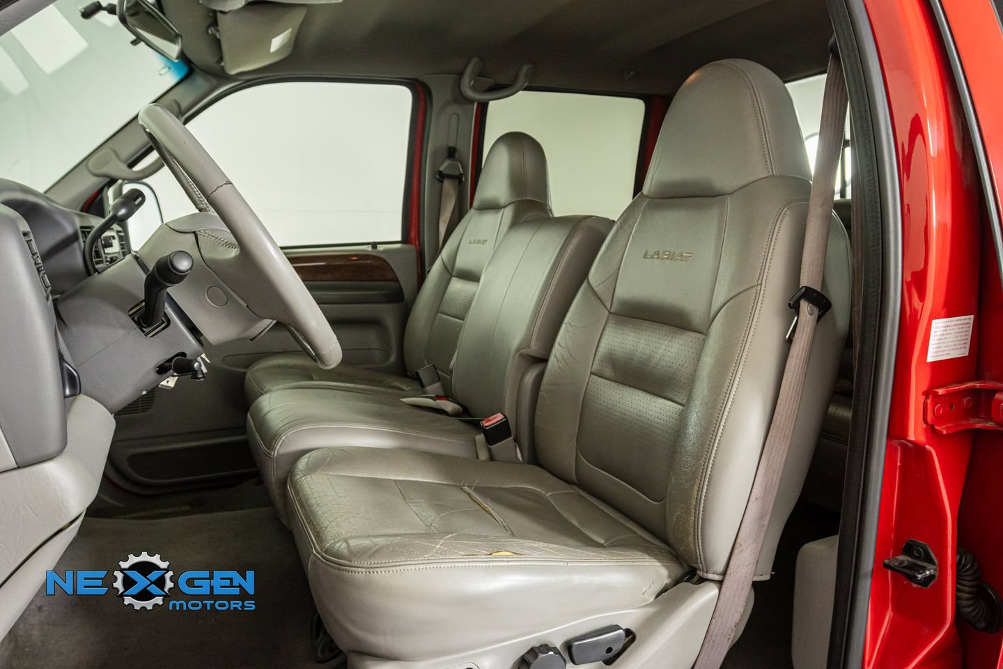 Used 2001 Ford F350 Lariat AWD/4WD image 25