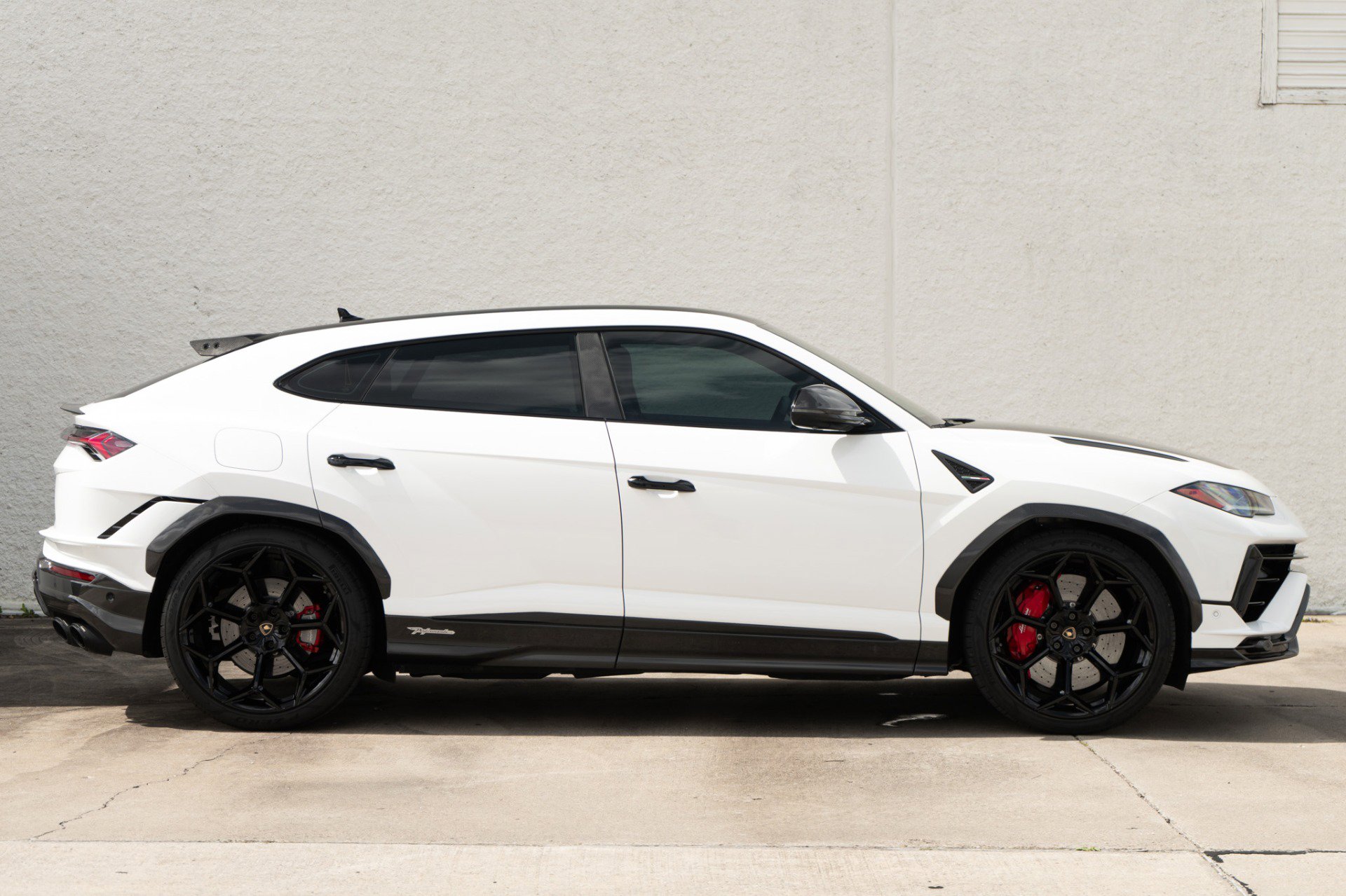 Used 2024 Lamborghini Urus Performante image 3