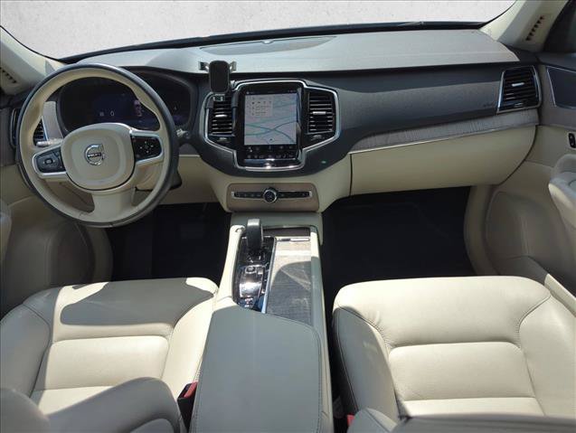 Used 2024 Volvo XC90 B5 Plus AWD/4WD image 18