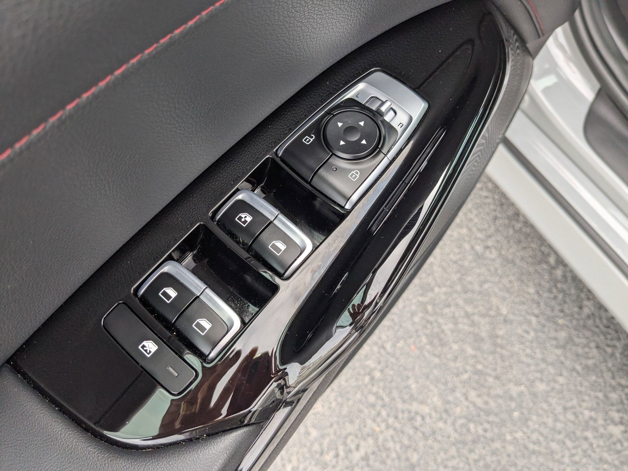 Used 2023 Kia K5 GT image 13