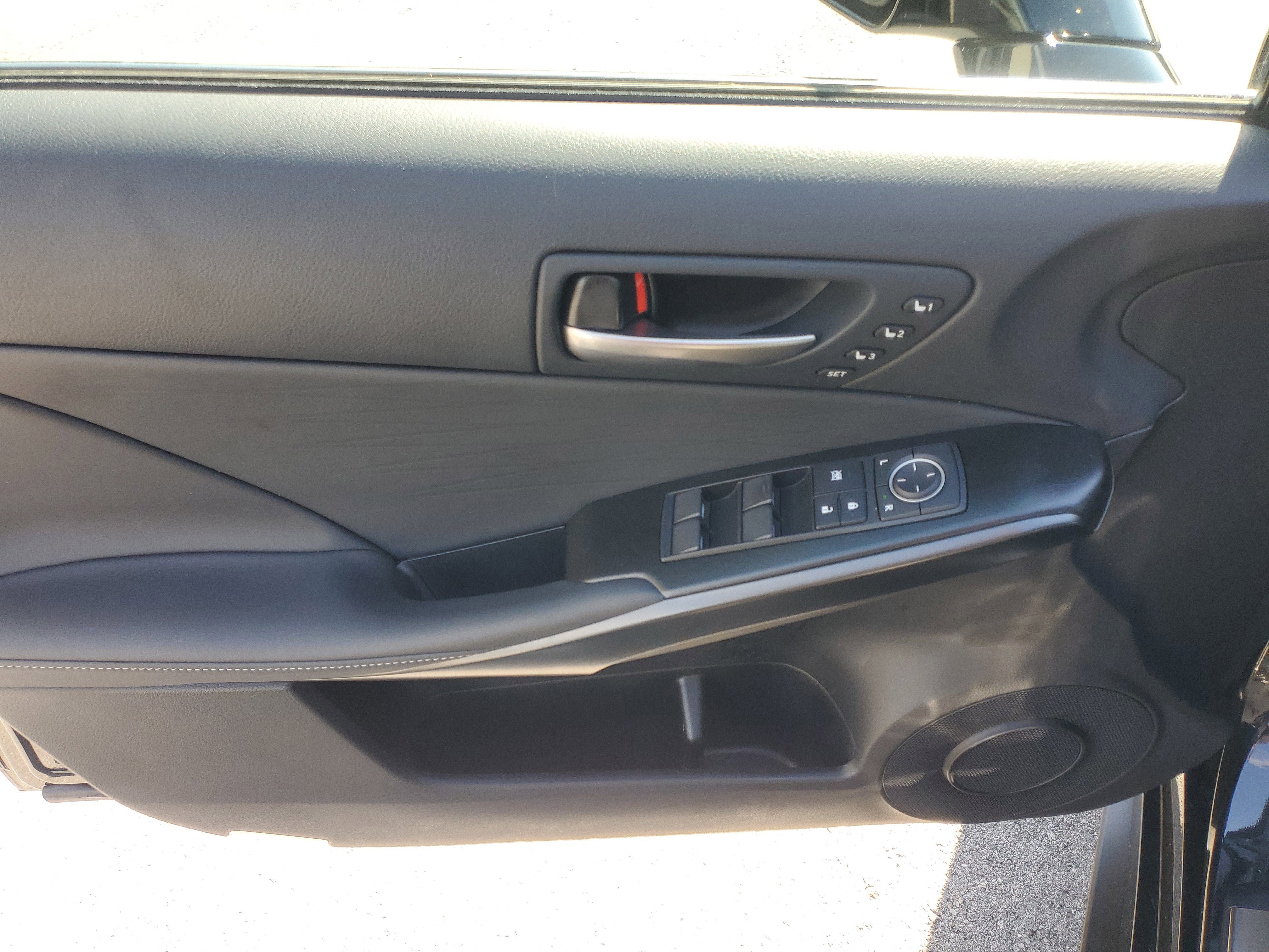 Used 2024 Lexus IS 300 w/ Premium Package RWD image 18