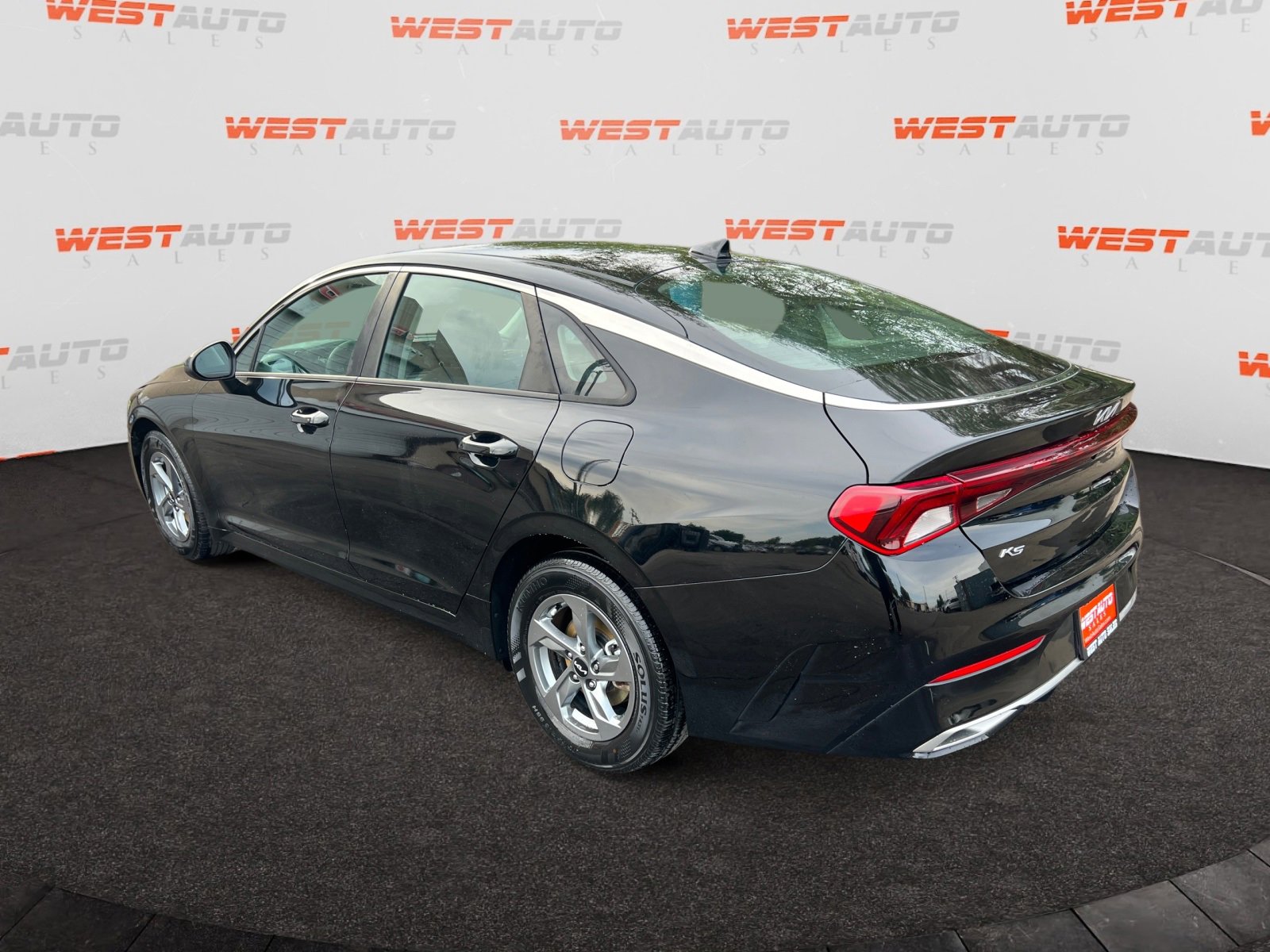 Used 2022 Kia K5 LXS image 3