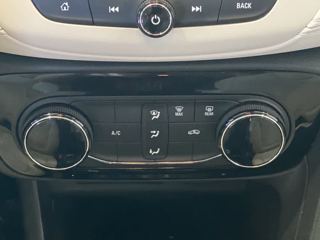 Used 2021 Buick Encore GX Preferred AWD/4WD image 20
