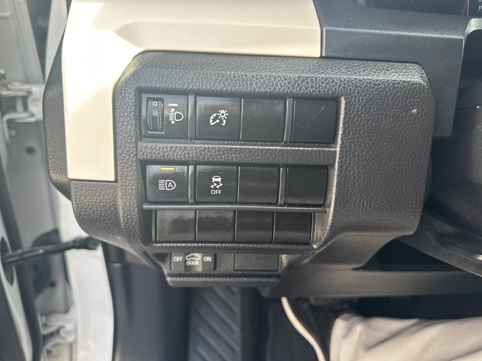 Used 2024 Toyota Tacoma TRD Off-Road AWD/4WD image 11