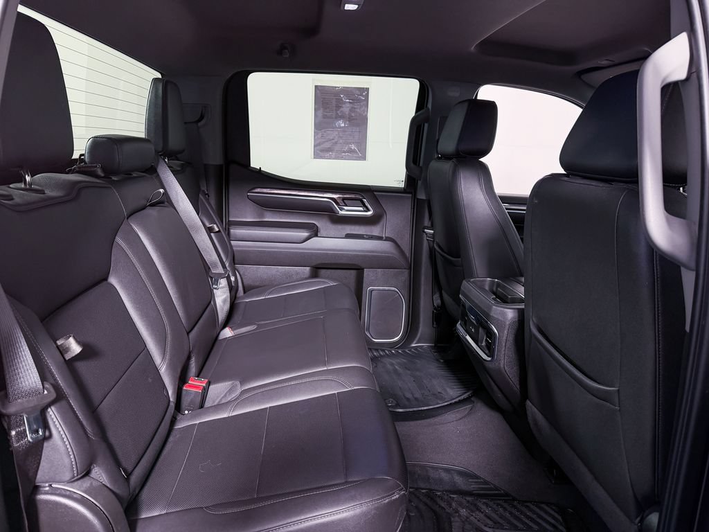Used 2023 Chevrolet Silverado 1500 LTZ AWD/4WD image 33