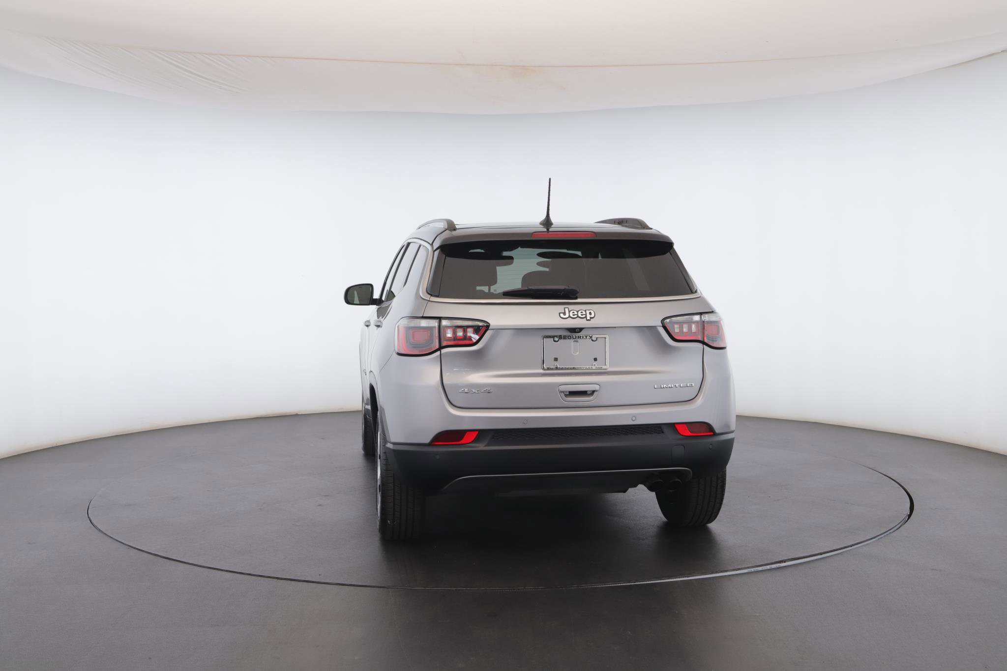 Certified 2019 Jeep Compass Limited w/ Safety & Security Group image 24