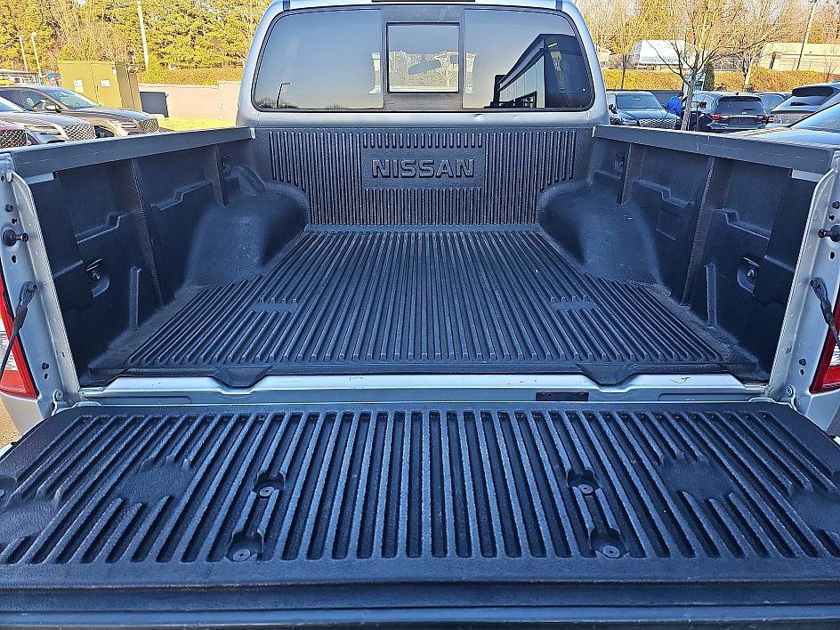 Used 2016 Nissan Frontier SV image 25