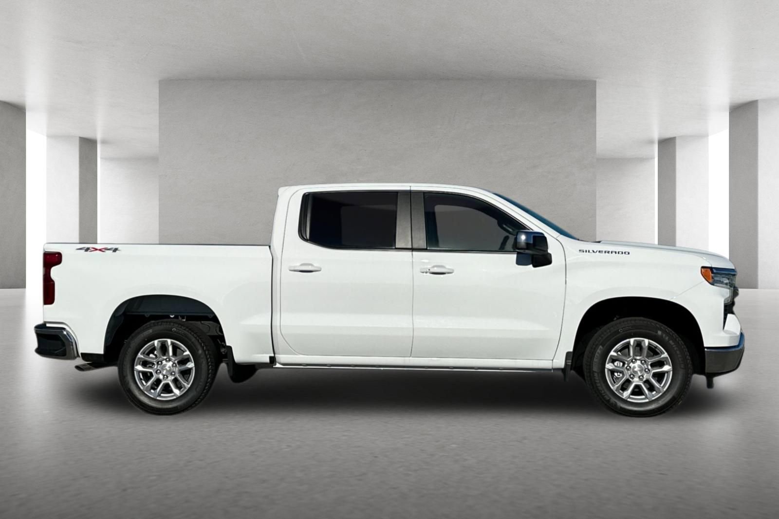 New 2026 Chevrolet Silverado 1500 LT image 3