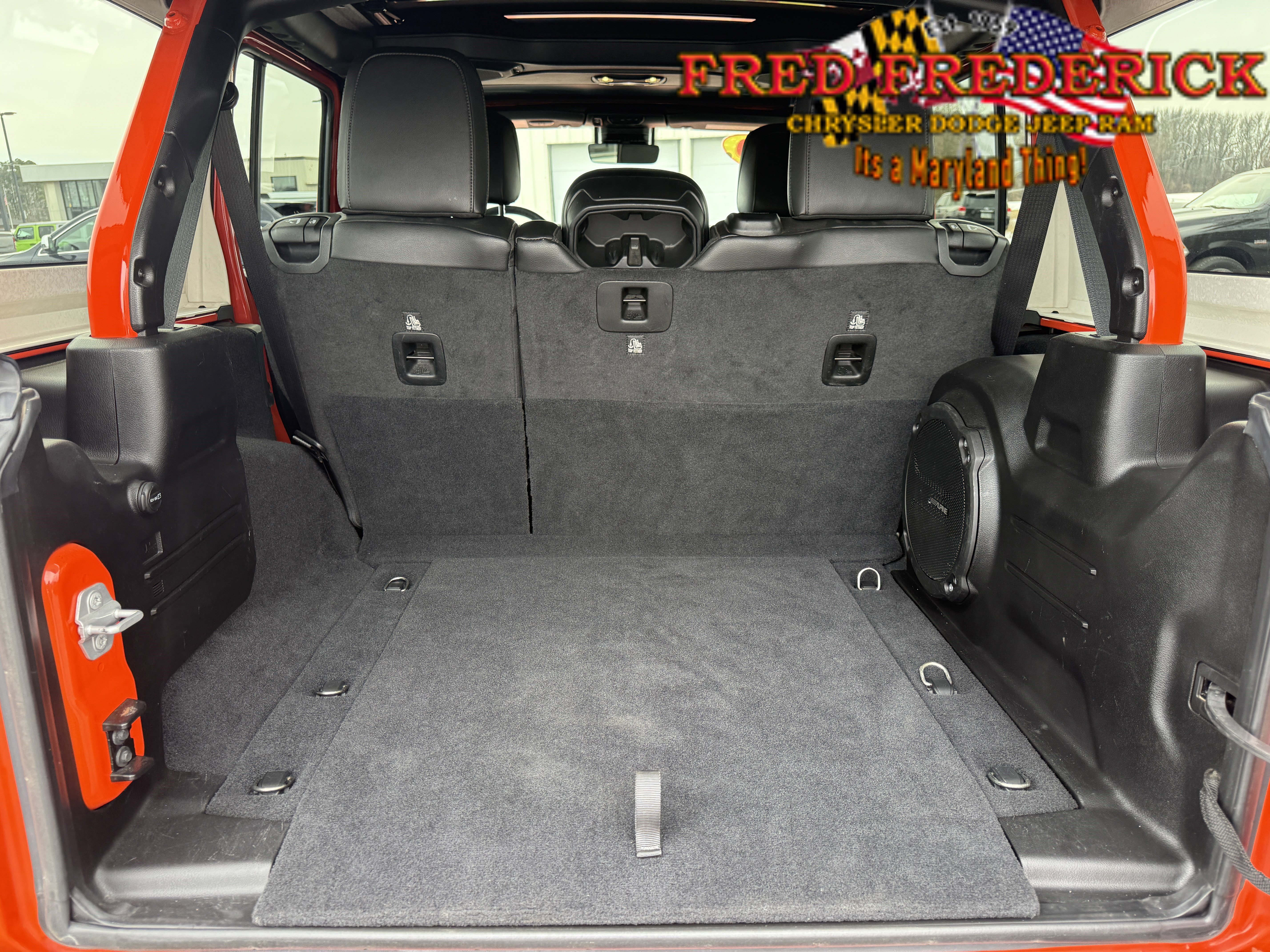 Used 2019 Jeep Wrangler Unlimited Sahara image 7