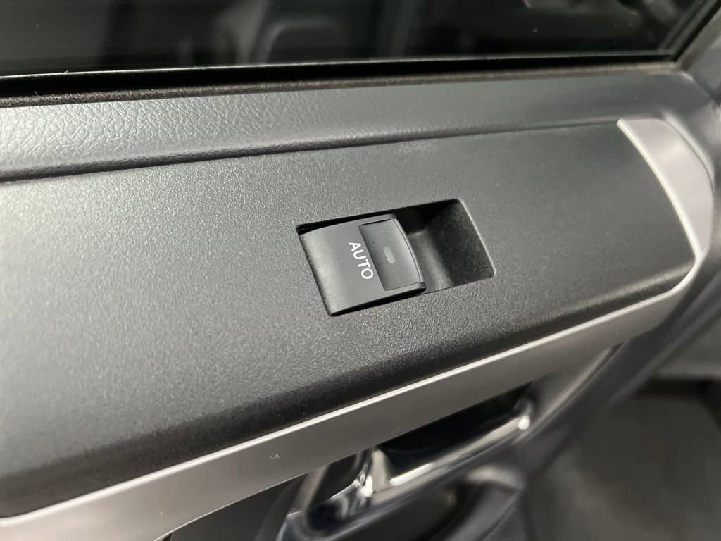 Used 2024 Toyota 4Runner SR5 image 17