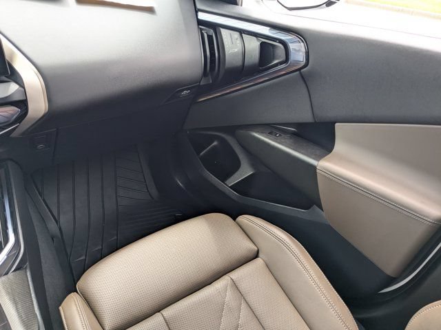 Used 2025 BMW X3 xDrive30i w/ Convenience Package AWD/4WD image 17