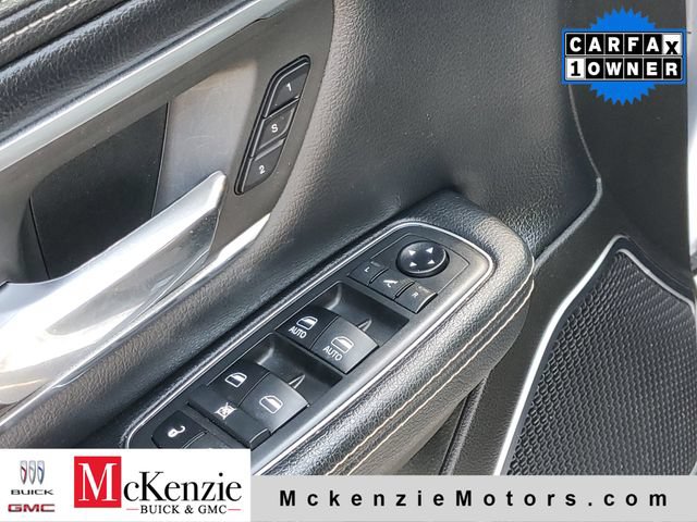 Used 2019 RAM 1500 Laramie AWD/4WD image 10