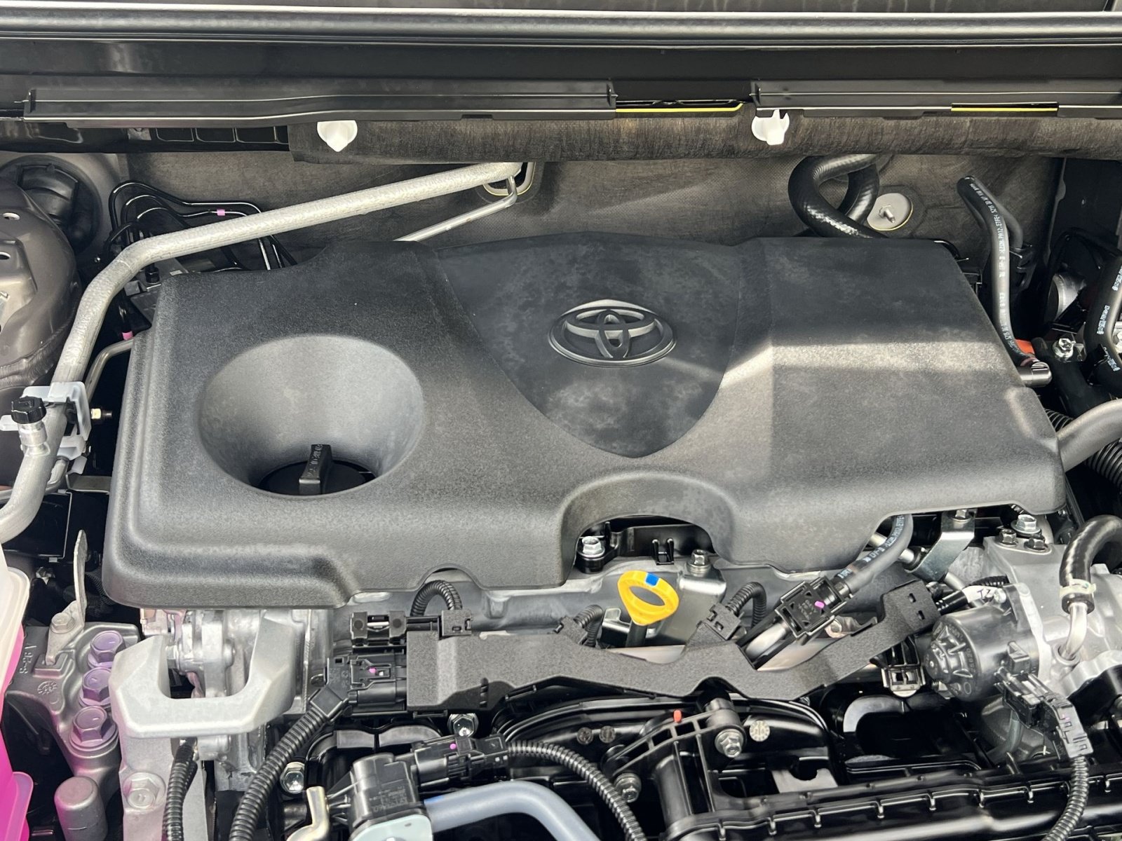 Used 2026 Toyota RAV4 LE AWD/4WD image 28