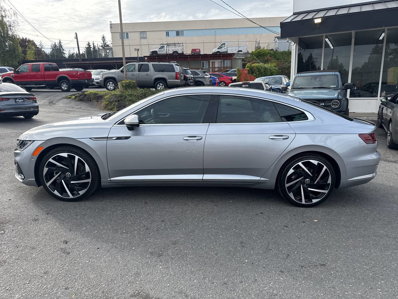 Used 2021 Volkswagen Arteon SEL Premium image 3