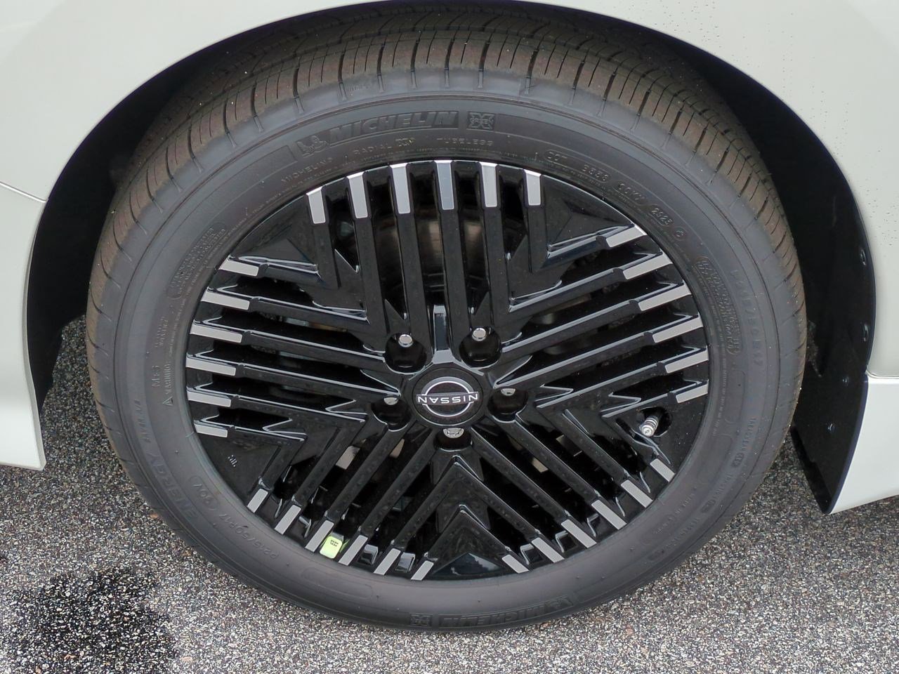 New 2024 Nissan Leaf SV Plus image 10