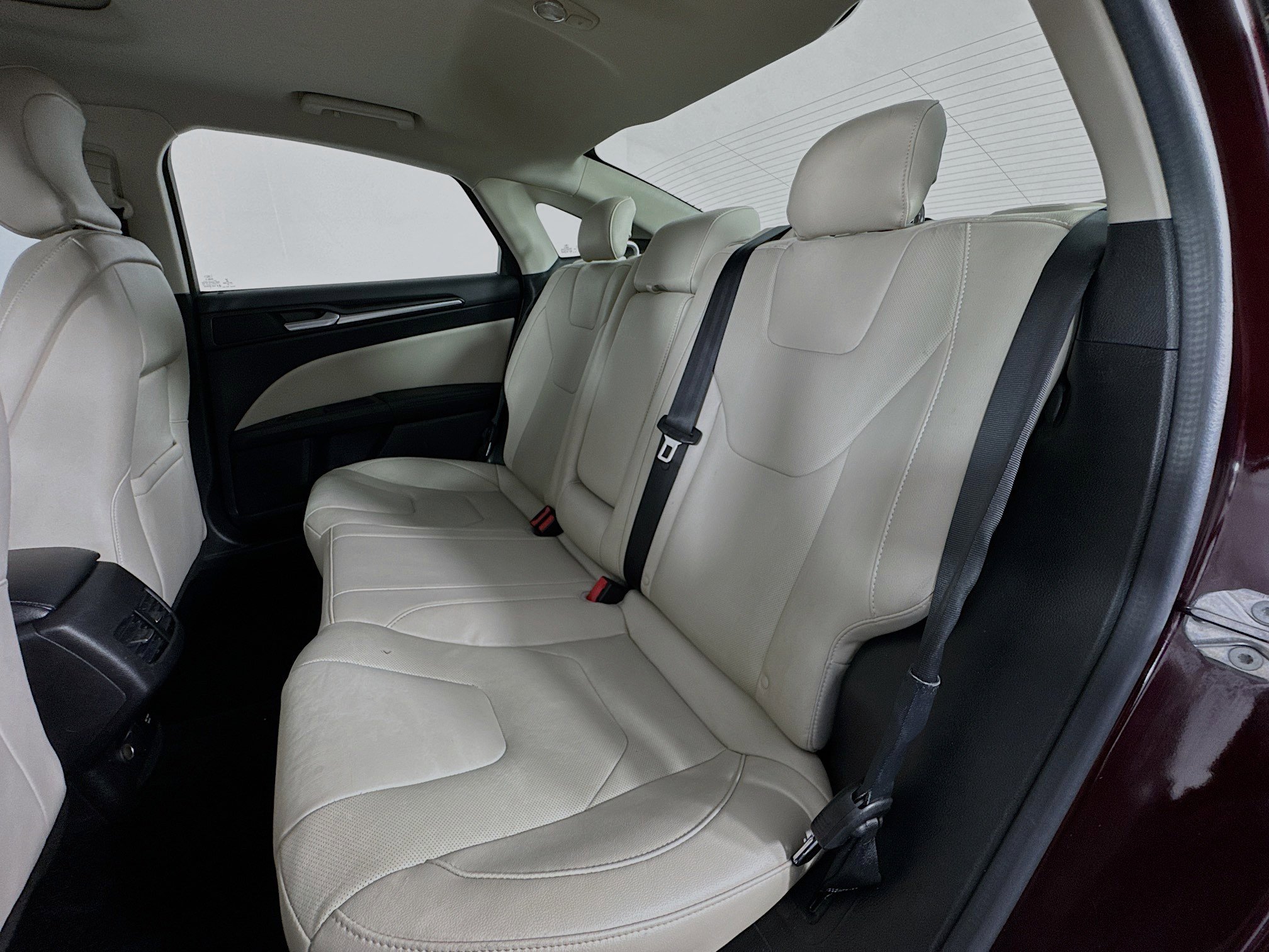 Used 2017 Ford Fusion Titanium FWD image 25