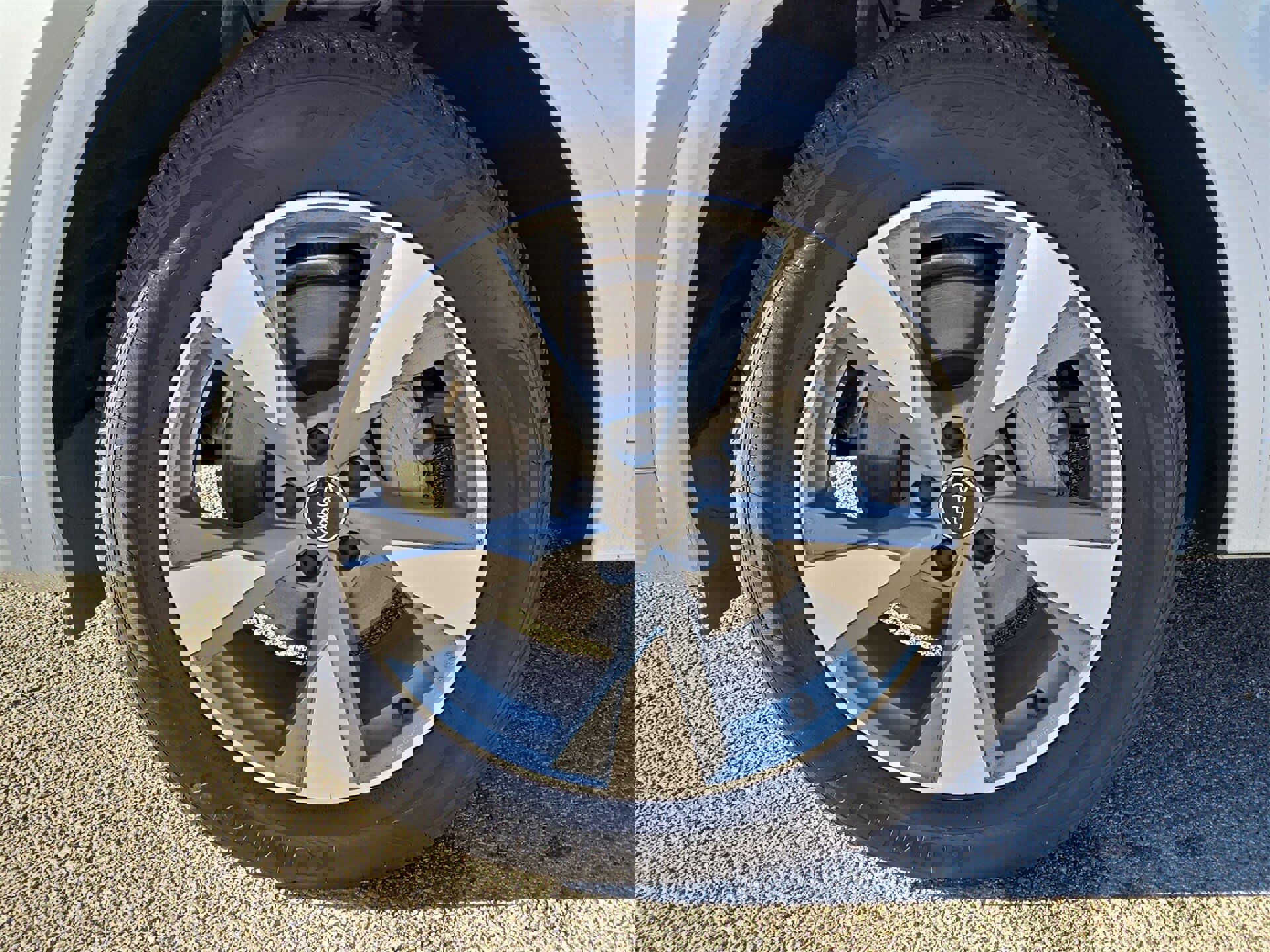 Used 2024 Audi Q5 2.0T Premium w/ Convenience Package image 11