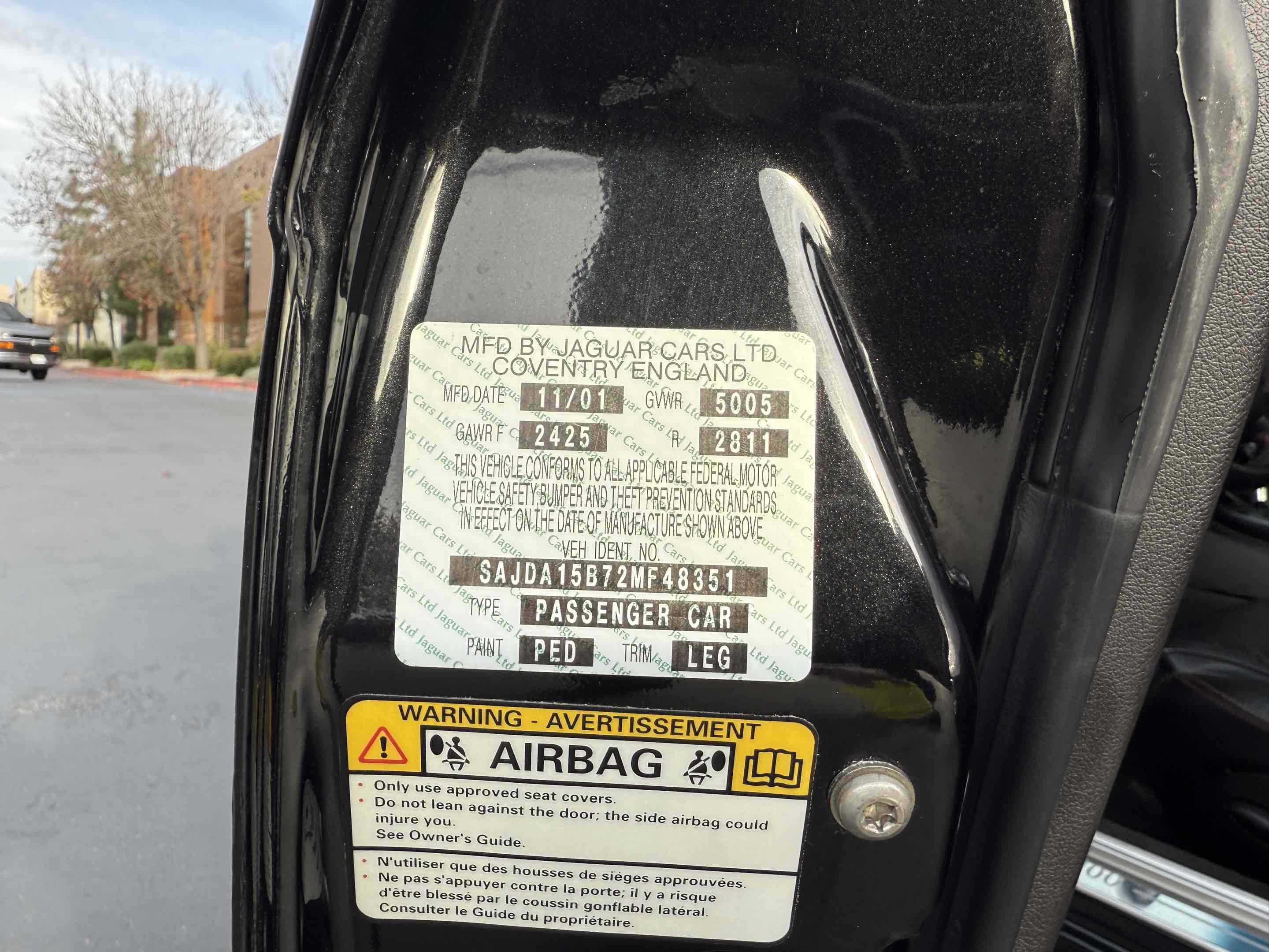 Used 2002 Jaguar XJ8 image 40