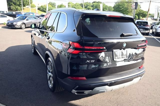 Used 2024 BMW X5 xDrive40i w/ Premium Package AWD/4WD image 11
