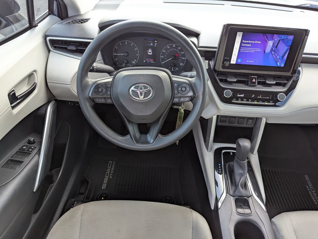 Used 2023 Toyota Corolla Cross L FWD image 16