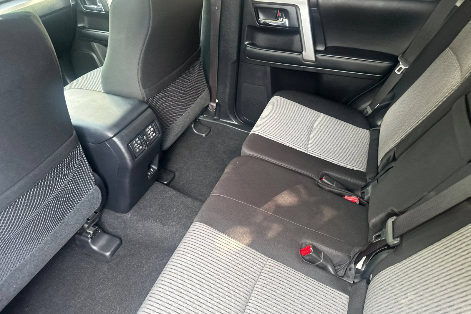 Certified 2020 Toyota 4Runner SR5 RWD image 12