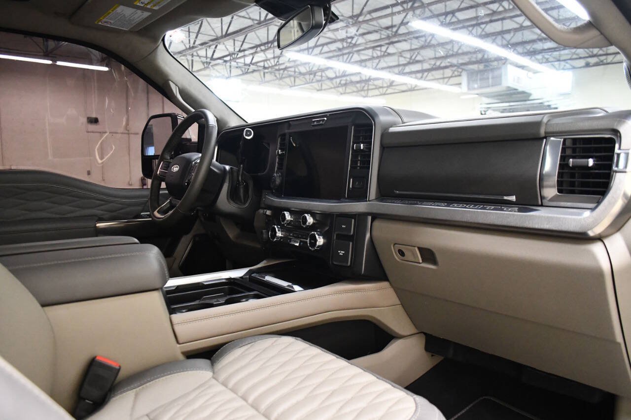 Used 2025 Ford F450 Platinum w/ Platinum Plus Package AWD/4WD image 14