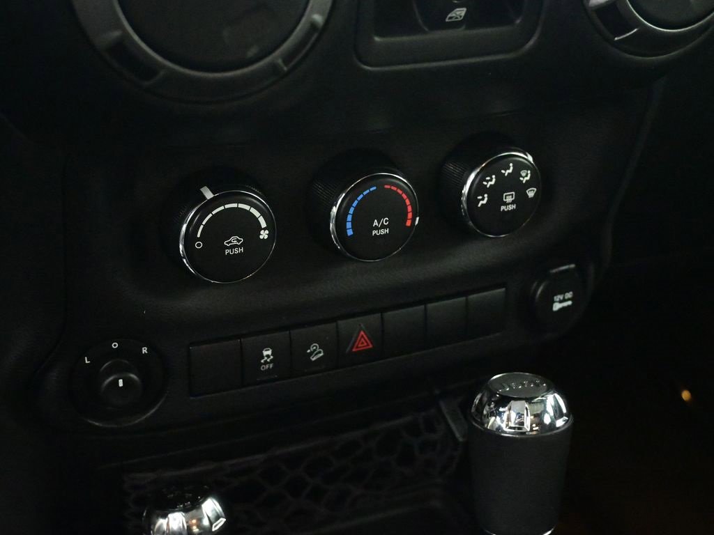 Used 2017 Jeep Wrangler Unlimited Sport w/ Quick Order Package 24S image 19