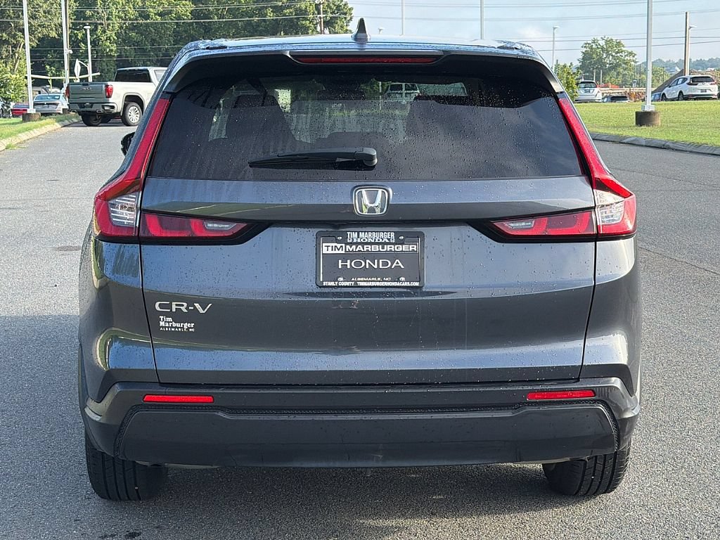Used 2025 Honda CR-V LX image 5